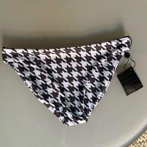 Skatie Bikini Bottoms NWT - Trestles Print